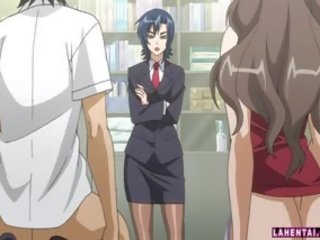 Malaki titted hentai beyb makakakuha ng kanya puke pumped malalim