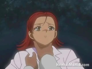 Fiery redheaded anime ëngjëll duke miniaturë pidh gozhdohem nga të saj handsome mik